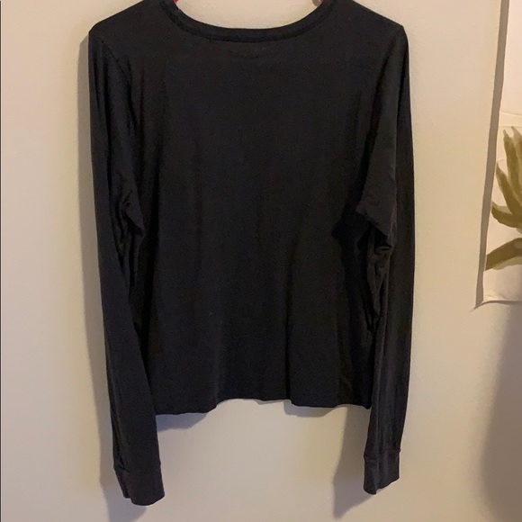 Long sleeve cropped tee - Picture 2 of 4